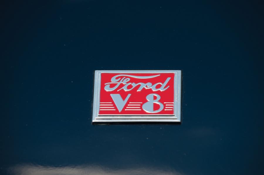  Ford DeLuxe Custom Convertible Coupe 1940 года  (фото 42 из 48)